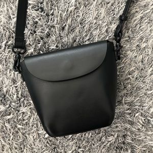Charles & Kieth shoulder bag / crossbody bag